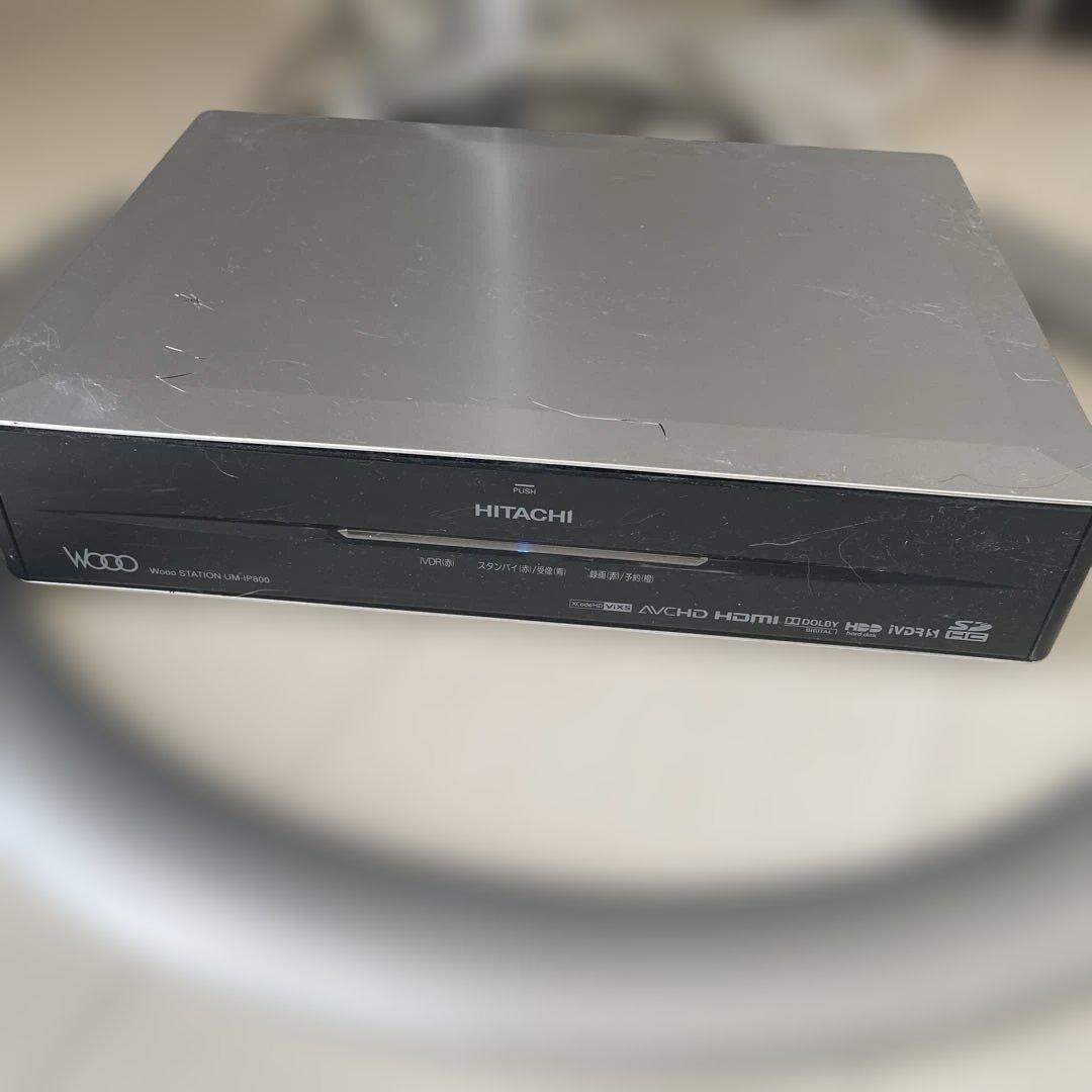 HITACHI Wooo テレビ　録画機能付き　テレビスタンド付き