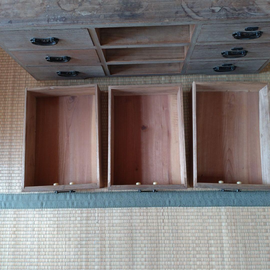 箪笥　引き出し９つ