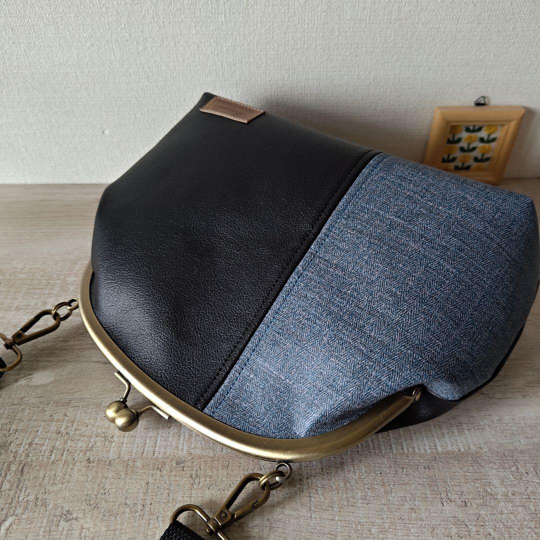 がま口バッグ 黒レザーとデニム風レザーのコンビ　切り替え　ハンドメイド