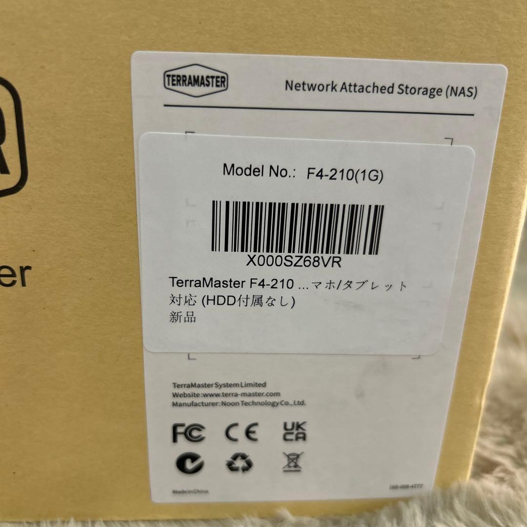 TerraMasterF4-210 4ベイNAS Quad Core1GBメモリ