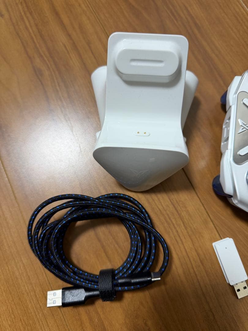 Flydigi APEX4ワイヤレスコントローラー