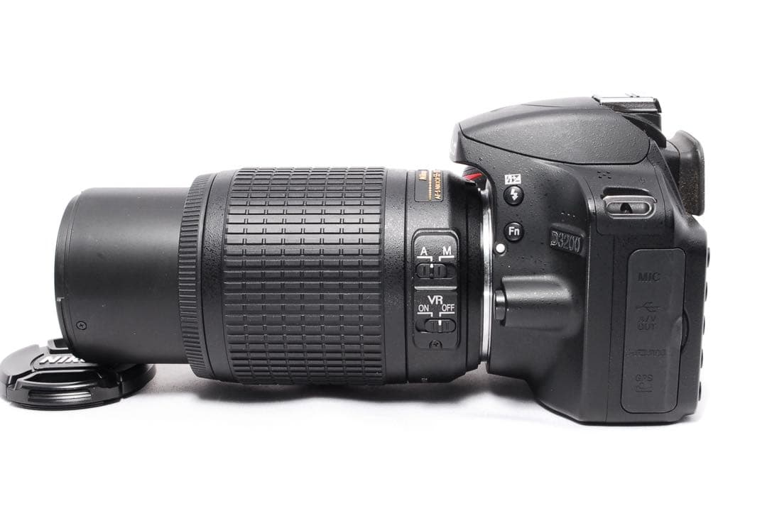 ショット数少なめ◆Nikon D3200◆一眼レフカメラ◆すぐ使える◆スマホ転送
