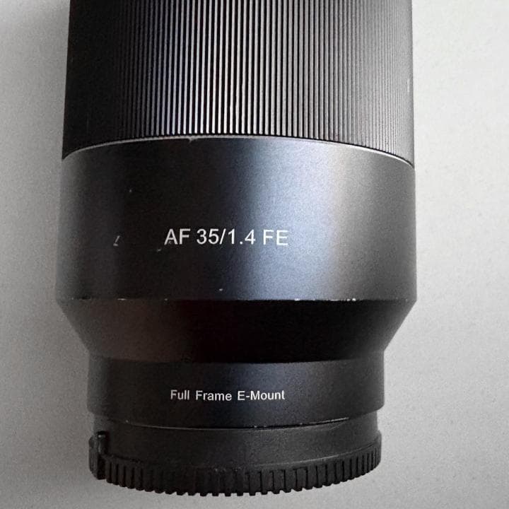 SAMYANG AF35/1.4 FE ソニーEマウント+レンズステーション