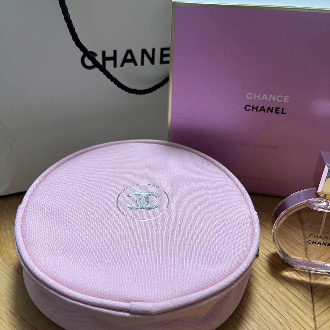 シャネル　CHANEL パルファム　ミスト　ポーチ