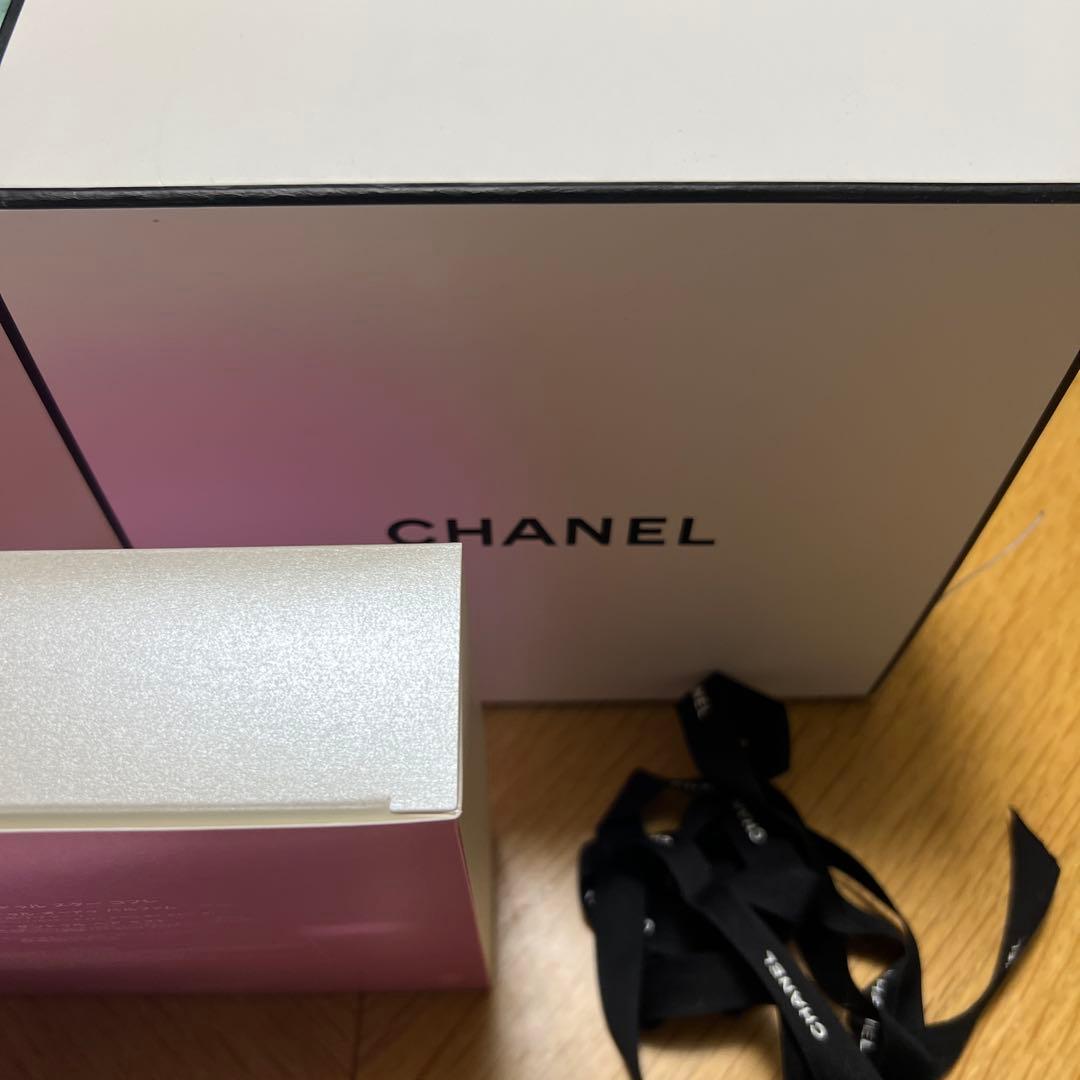 シャネル　CHANEL パルファム　ミスト　ポーチ