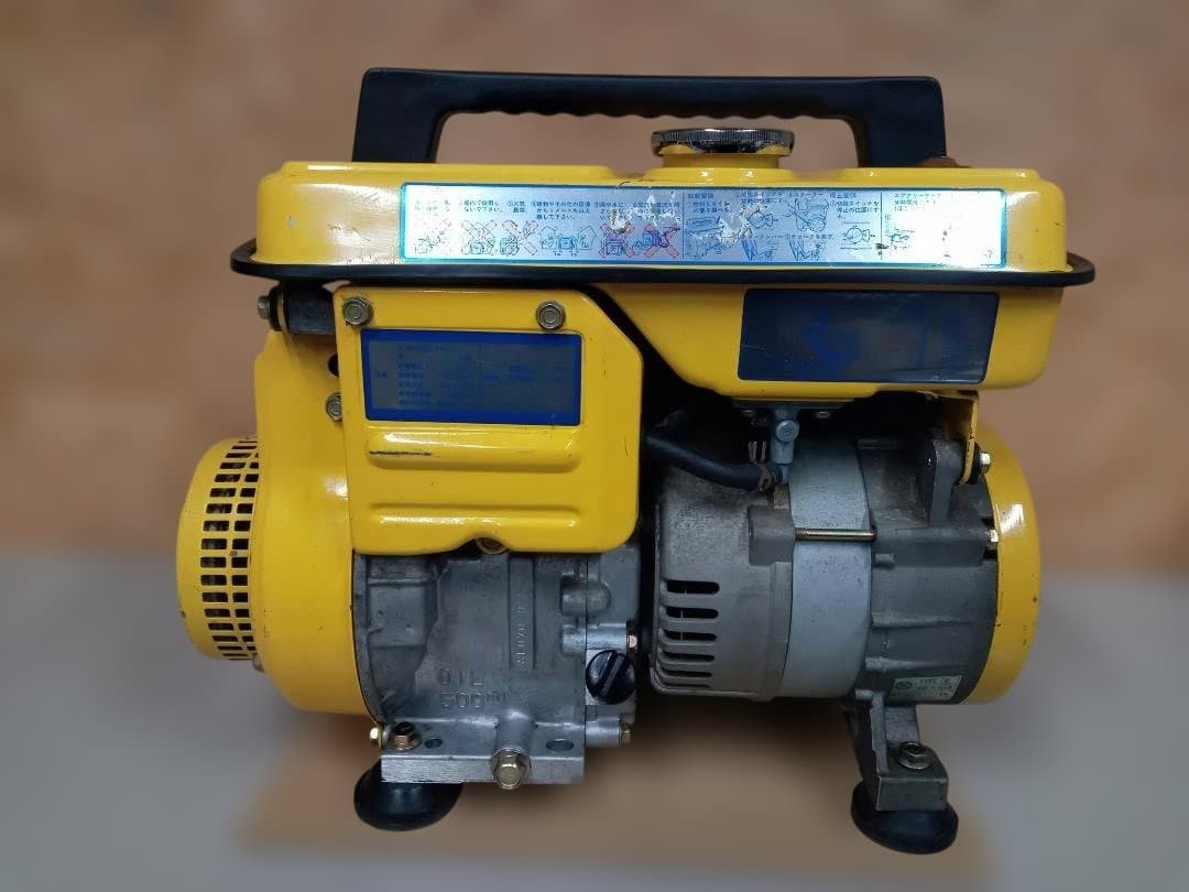 SUZUKI　スズキ　エンジン発電機　SE700A