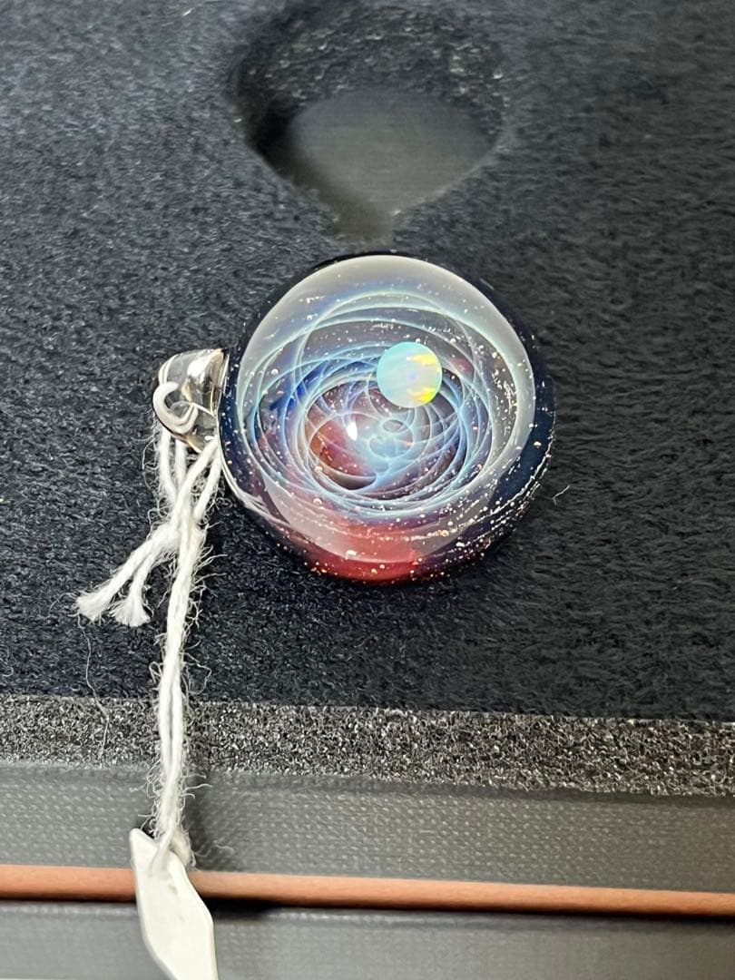 希少【赤タイプ】宇宙ガラス プラスアルファ ＋α ホワイトオパール