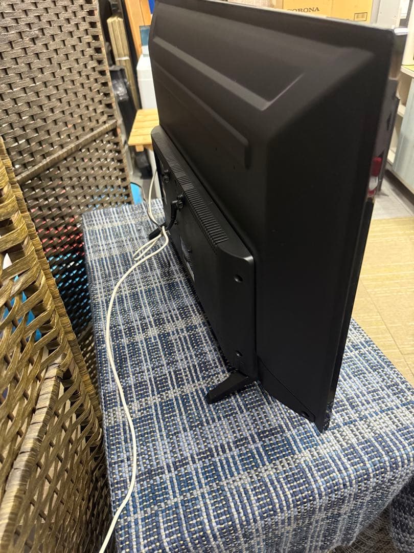 【美品】ジョワイユ　32型　液晶テレビ　JOY-32TVSUMO1-W