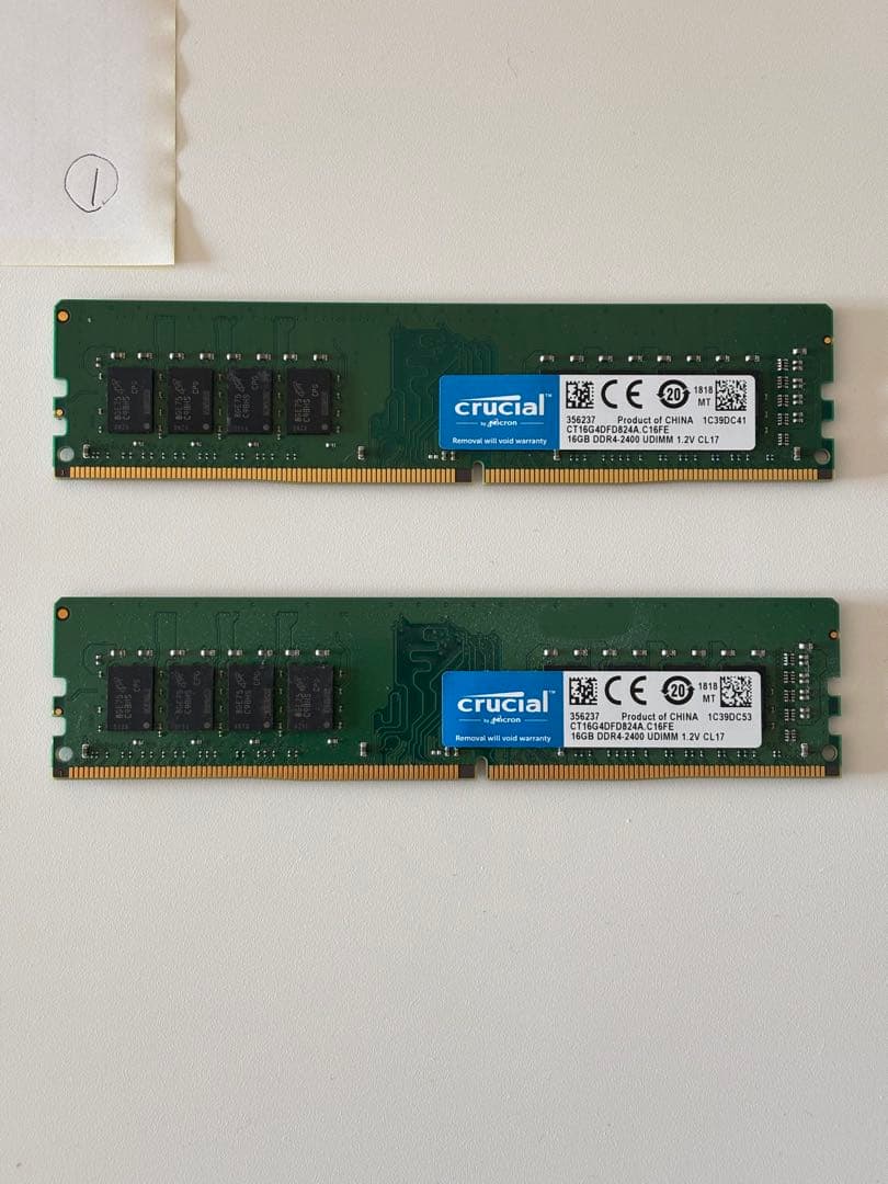 美品Crucial DDR4 16GB 2400MHz メモリ×2 32GB