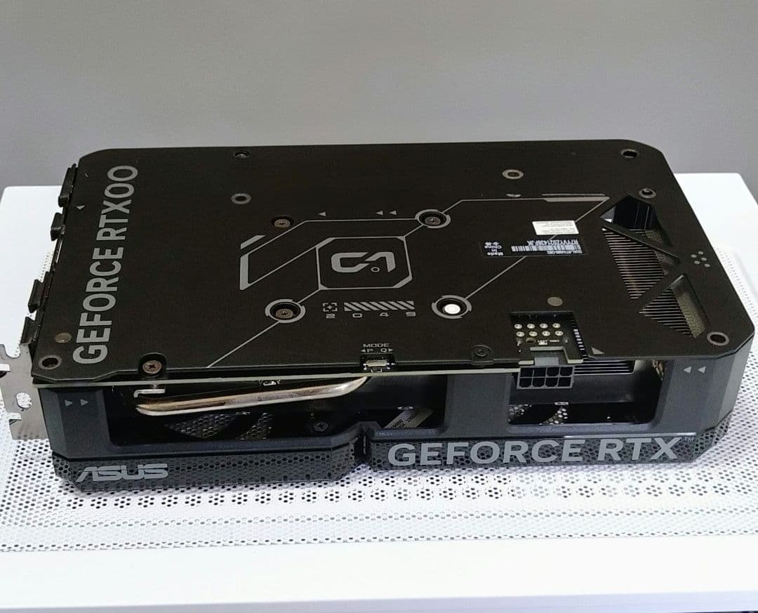 グラフィックボード・グラボ・ビデオカード ASUS DUAL GEFORCE RTX 4060 OC 8GB