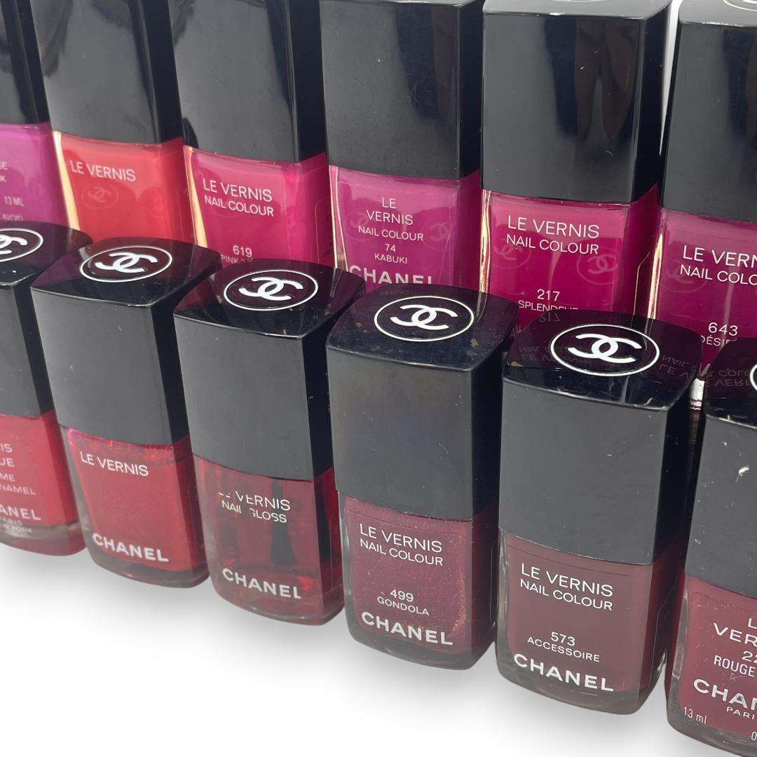 【大特価！】CHANEL / LE VERNIS NAIL 17本まとめ #A