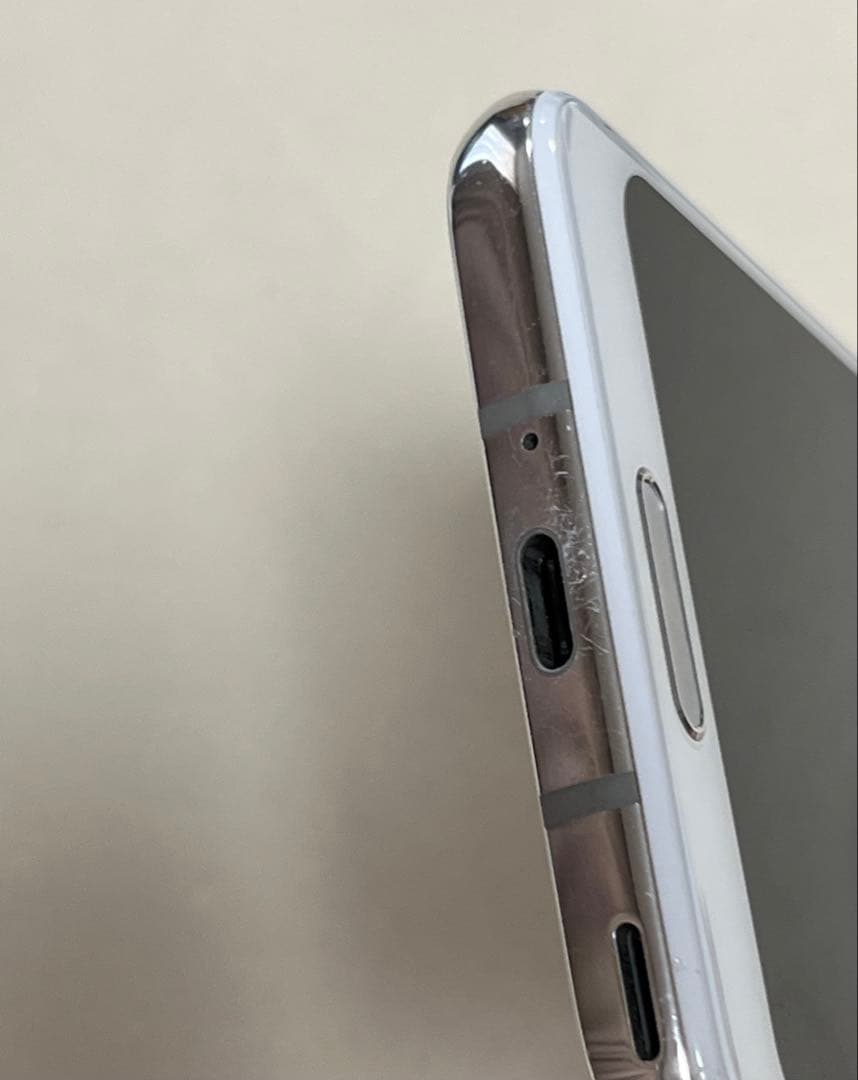 docomo SIMロック解除済AQUOS R2 SH03K