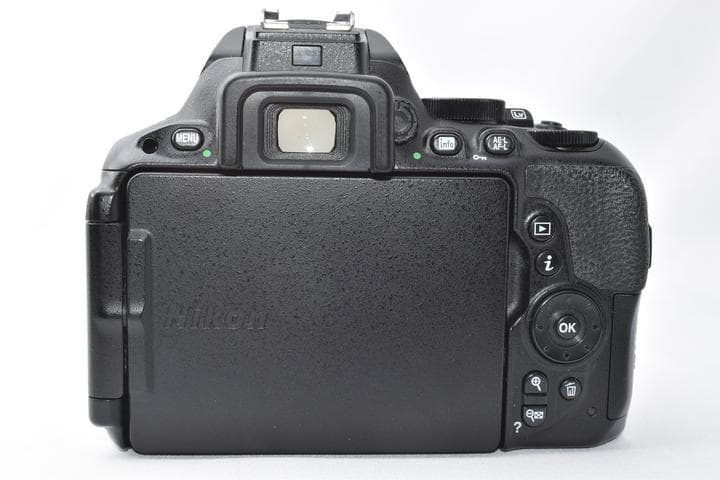 【元箱付き】ニコン Nikon D5500 レンズキット