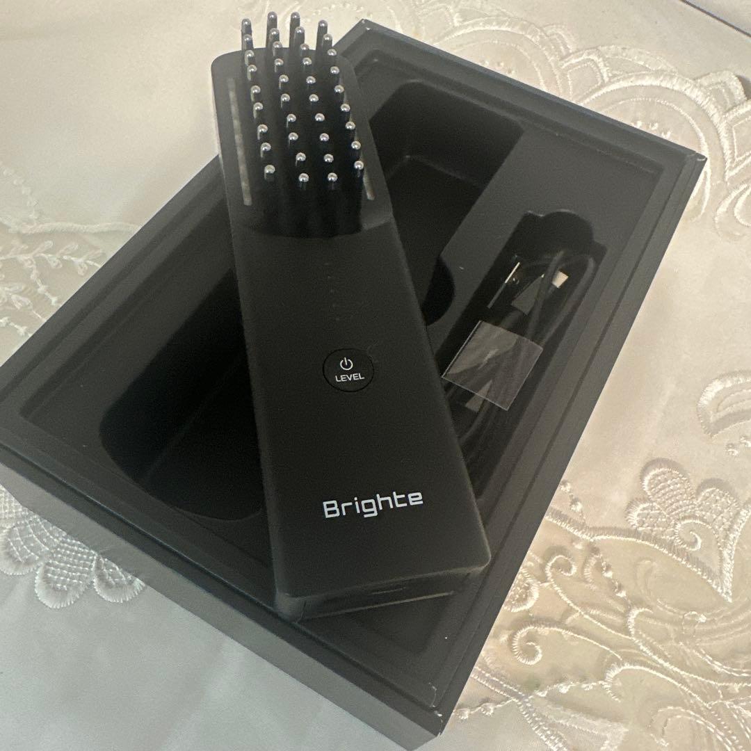 佐々木希アンバサダーで話題♡Brighte ELEKI BRUSH♡化粧水付き