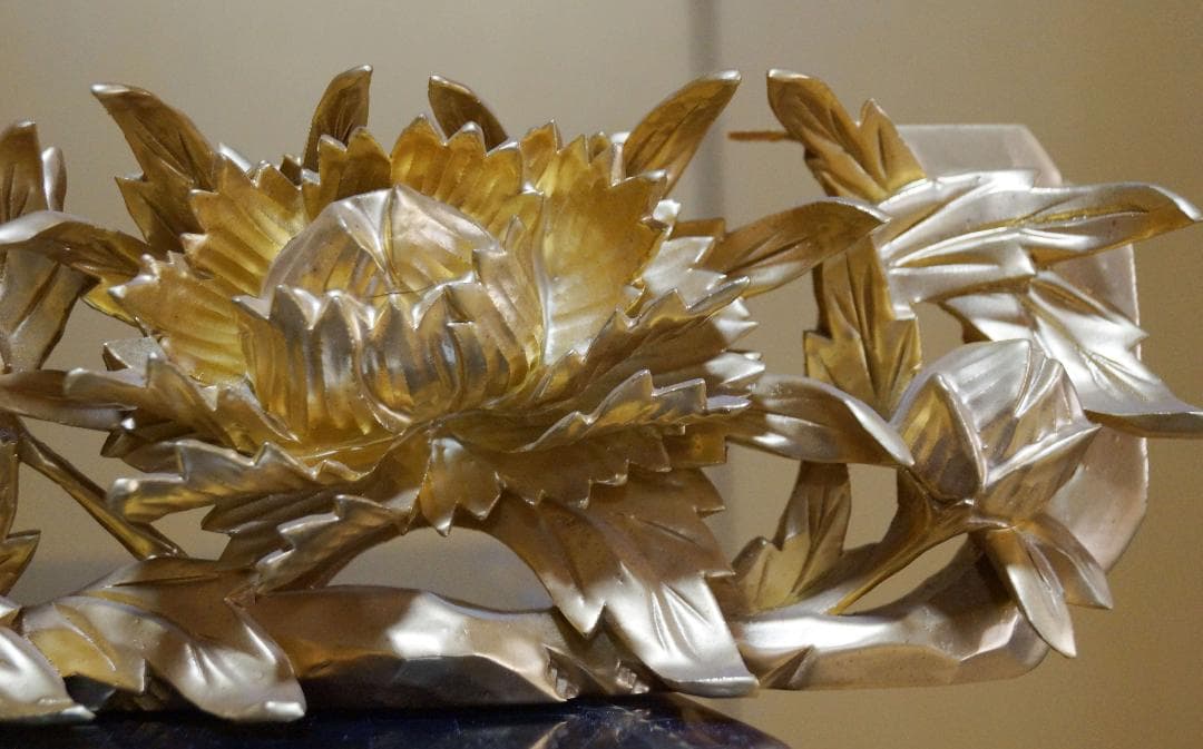 大型木製 透かし彫り『富貴花牡丹図』 金箔塗り 欄間飾りオブジェ横幅70.5cm