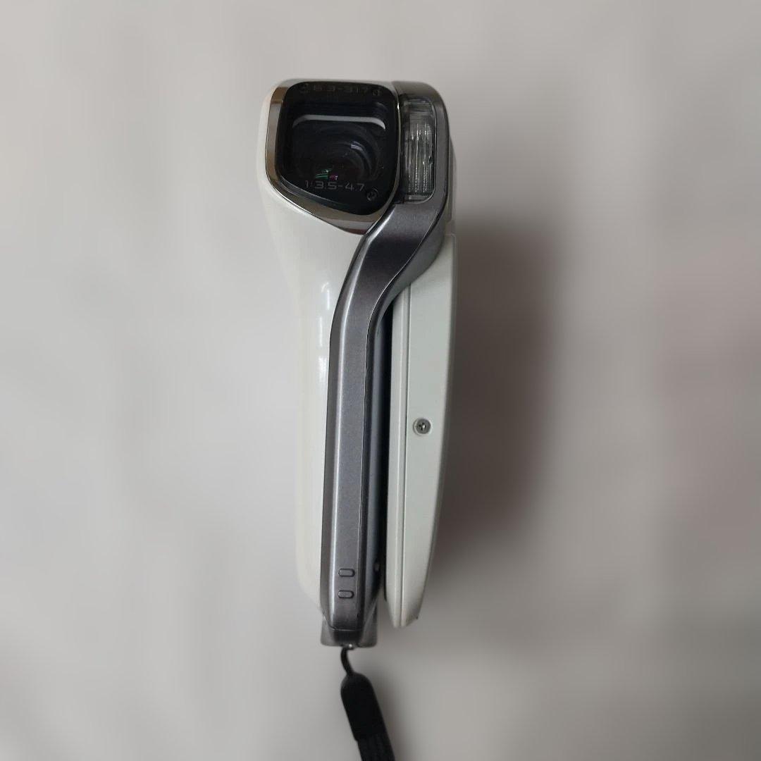 SANYO Xacti デジタルムービーカメラ 本体とケースのみ