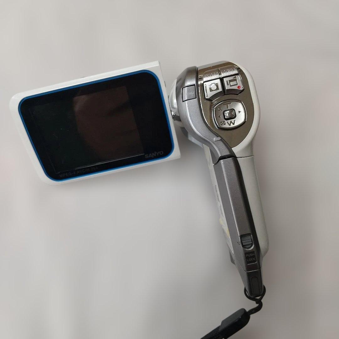 SANYO Xacti デジタルムービーカメラ 本体とケースのみ