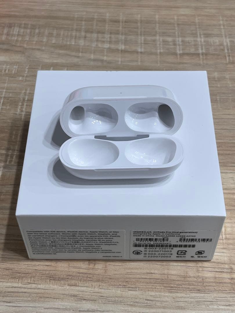 AirPods Pro 第2世代 Lightning Apple純正 付属品完備