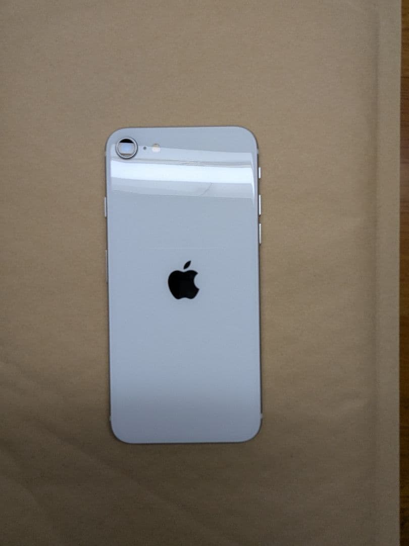 Apple iPhoneSE(第2世代) 本体