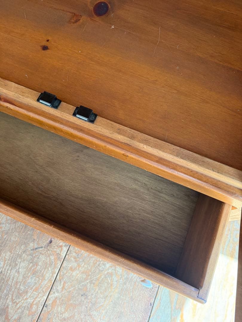 木製収納キャビネット 引き出し付き