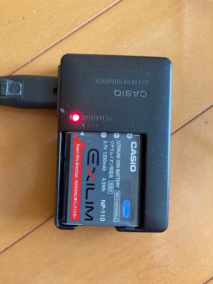 動作確認済 CASIO EXILIM EX-Z2300 ゴールド