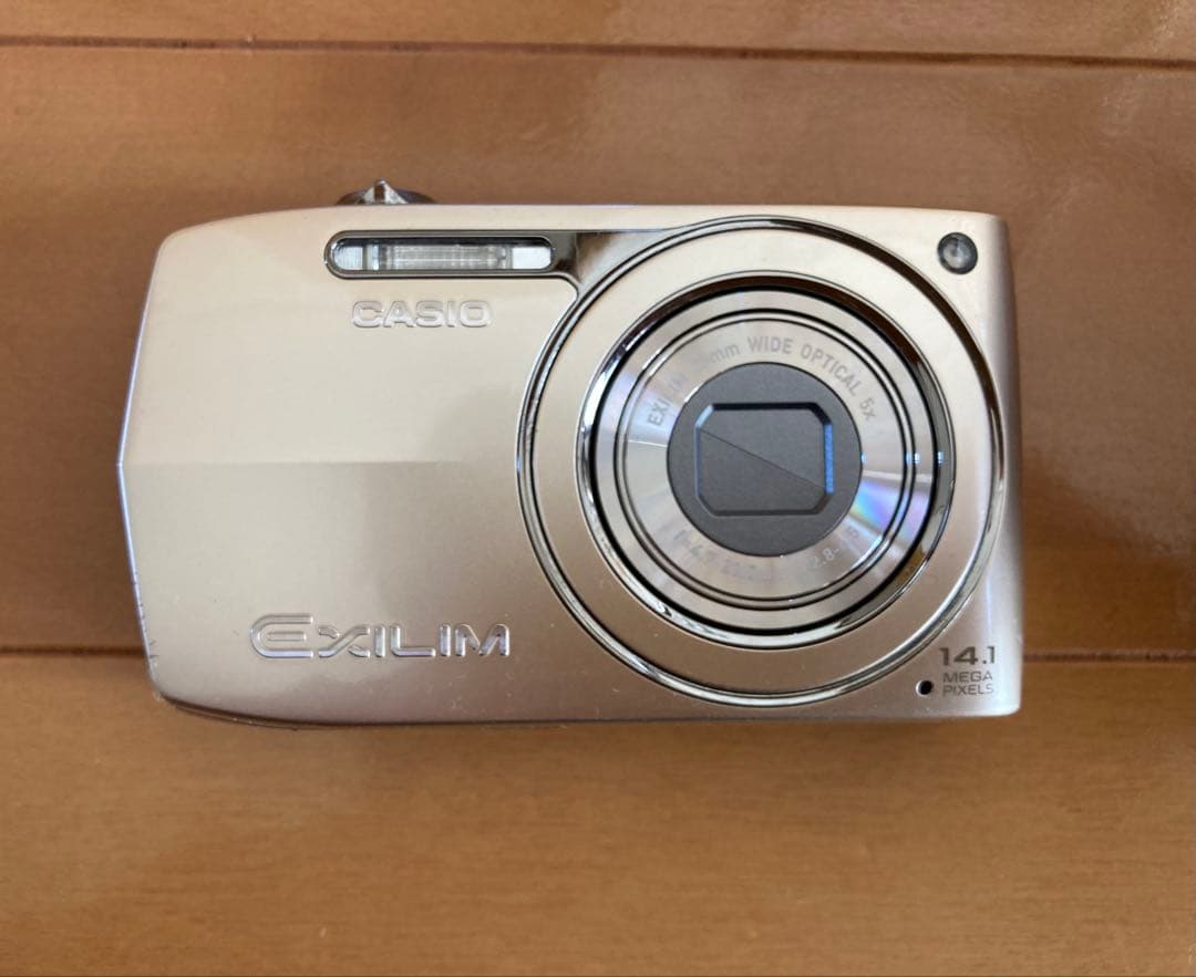 動作確認済 CASIO EXILIM EX-Z2300 ゴールド
