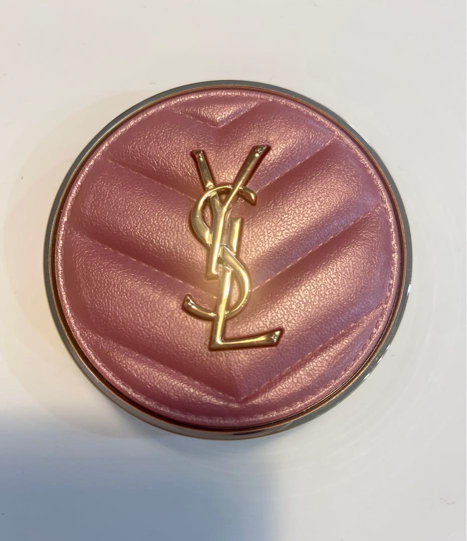神崎恵おすすめ　完売品YSL パウダーチーク ピンク44 新商品
