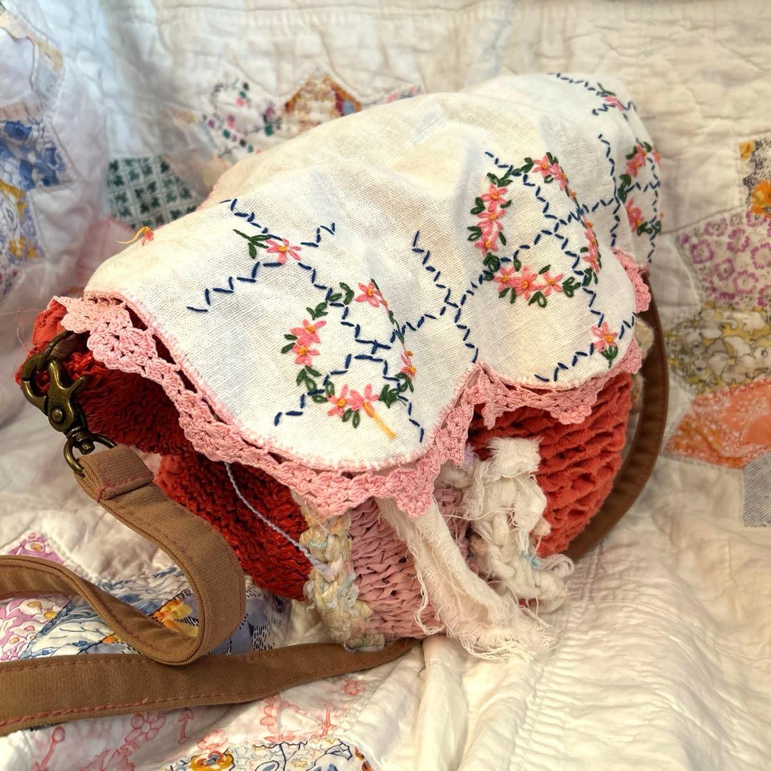 古着リメイク　ショルダーバッグ　アンティーク　刺繍　ドイリー　ヴィンテージ 古着