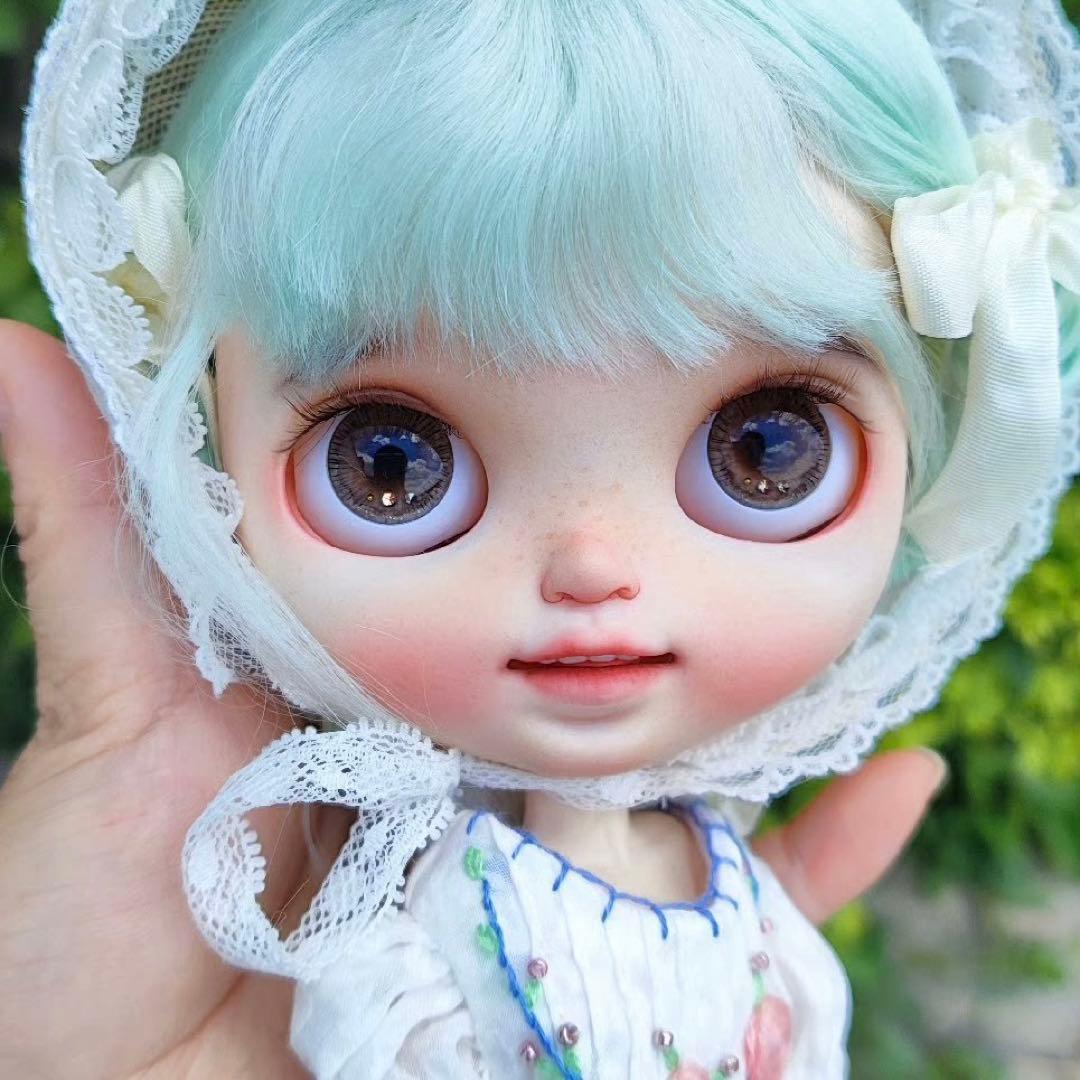 カスタムブライス ドール かわいい 海外作家様 優しい ナチュラル 微笑み