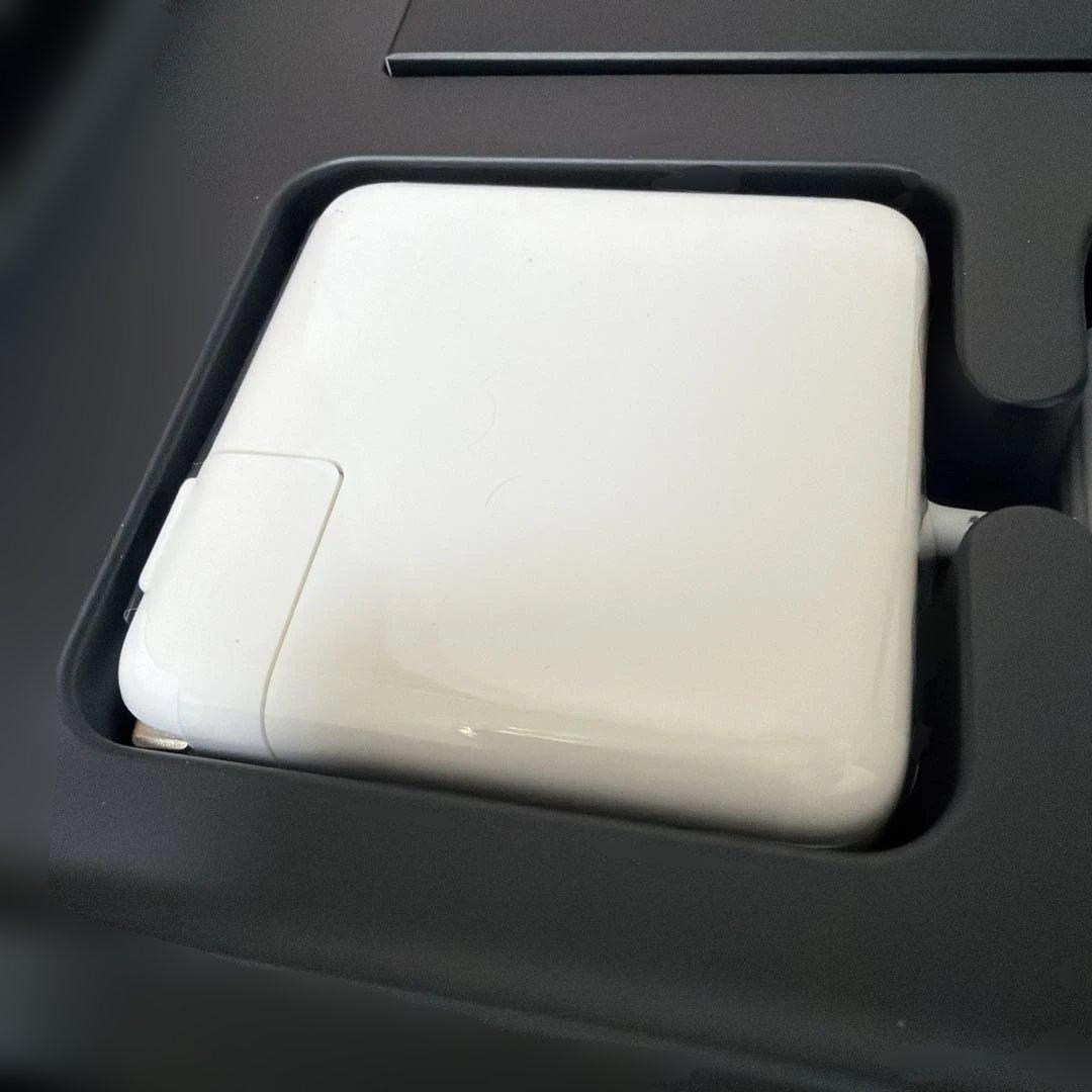 【美品】MacBookpro 13インチ Retinaディスプレイ 256GB