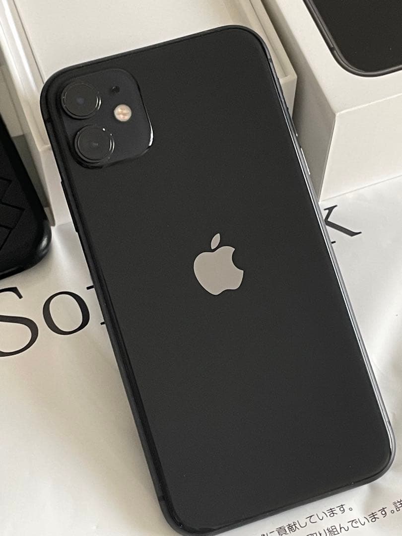 iPhone11 ブラック　ケース付き