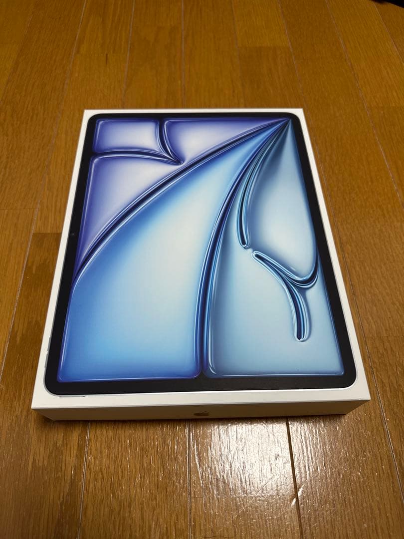 ほぼ新品ケース付　iPad Air（M3) 13インチ 128GB WiFi
