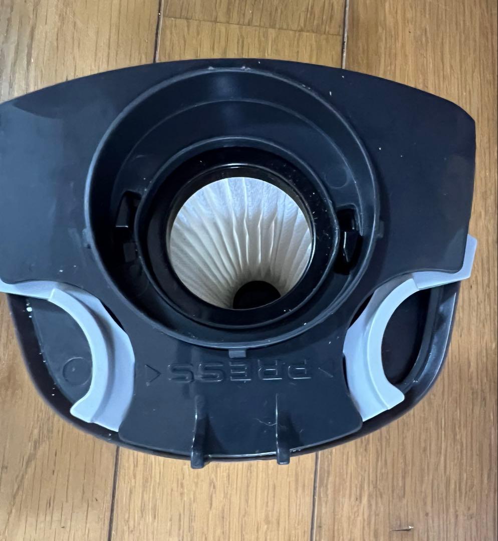 【良品】Electrolux スティッククリーナー 本体 ZB3324B