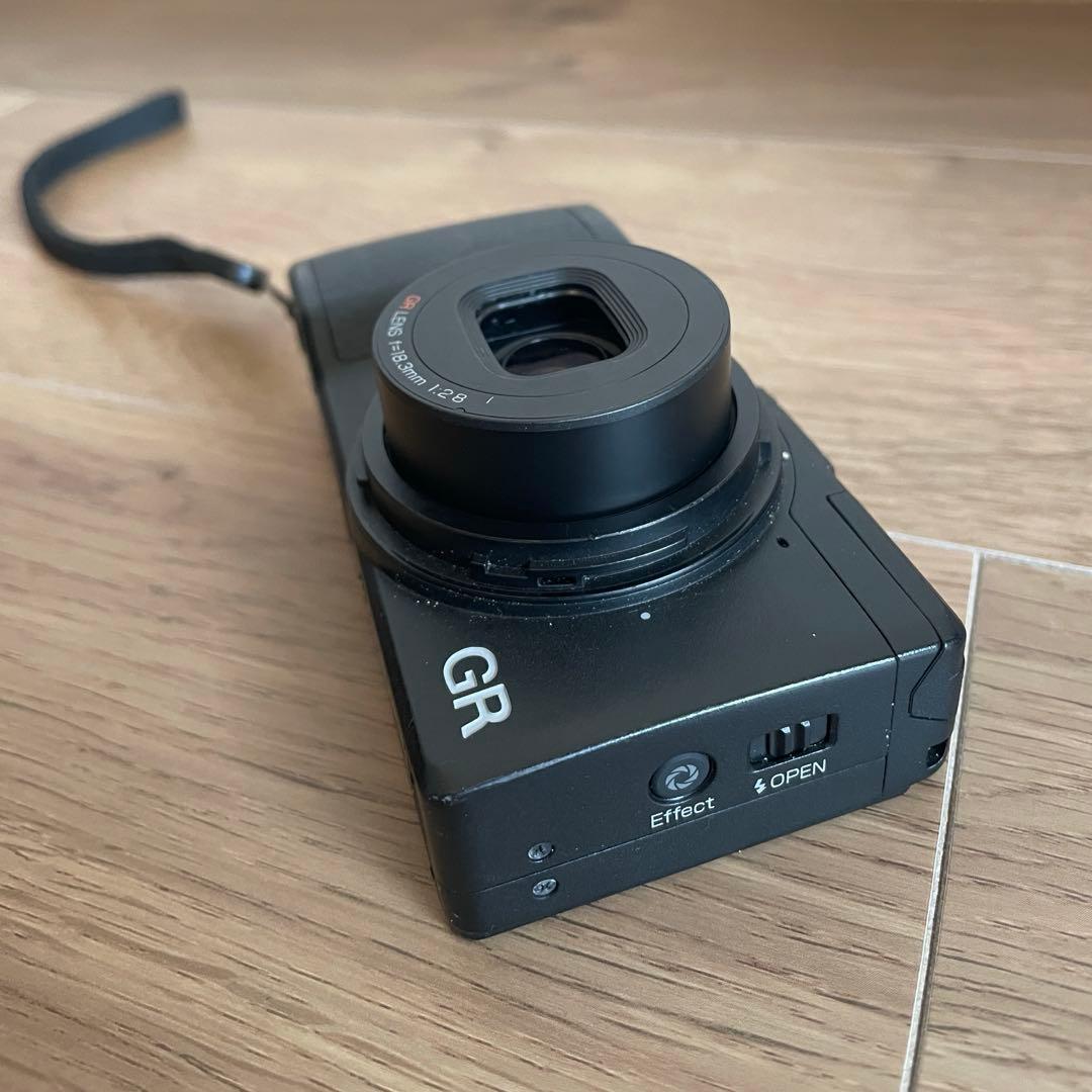 【良品】RICOH GR 初代 APS-コンデジ純正本革ケース バッテリー3個