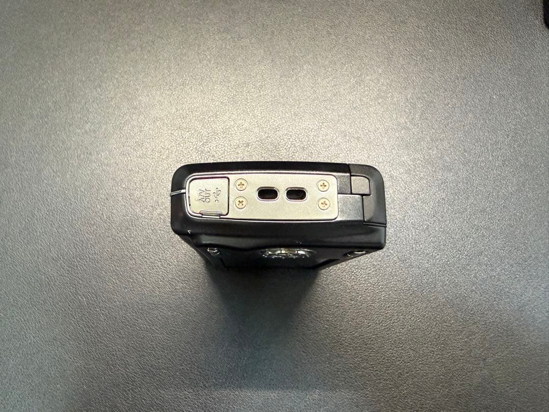 Fujifilm FinePix F100fd コンパクトデジタルカメラ