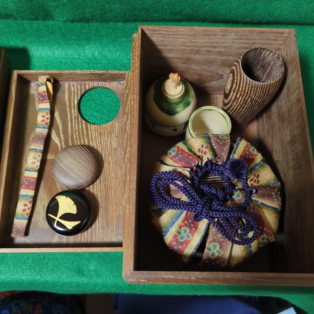 茶箱 箱点前一式 女桑製 器据 和敬板 茶道具一式 三島抹茶茶碗 織部振出
