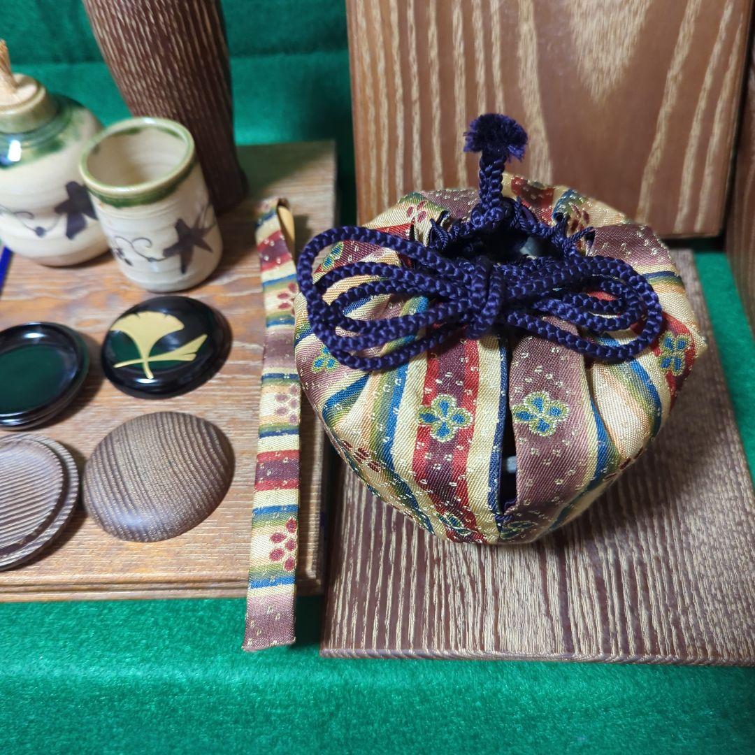 茶箱 箱点前一式 女桑製 器据 和敬板 茶道具一式 三島抹茶茶碗 織部振出