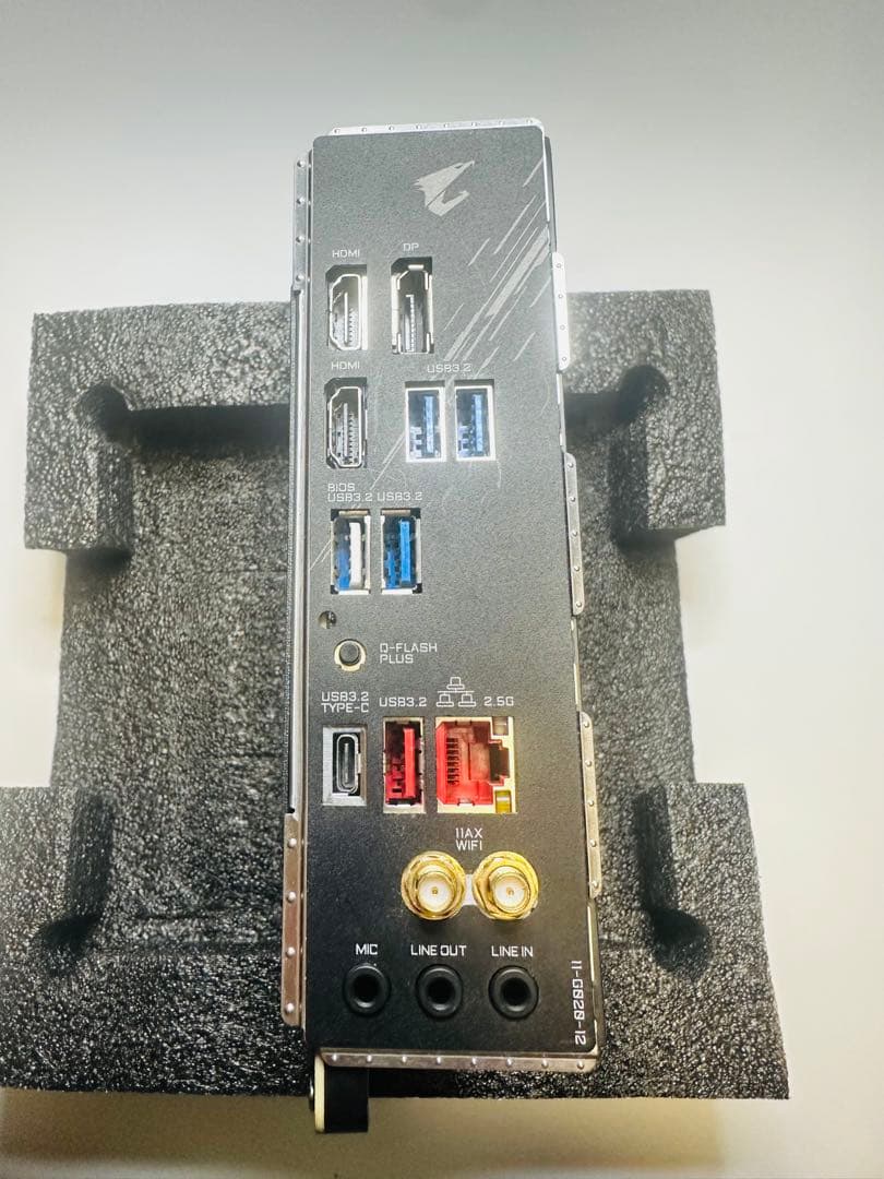 マザーボード GIGABYTE B550I AORUS PRO AX Mini-ITX