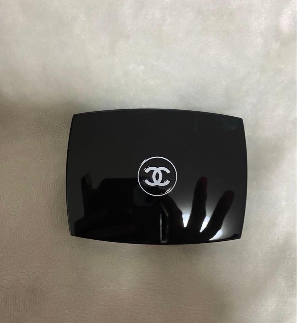 CHANEL TRAVEL MAKEUP PALETTE トラベルパレット
