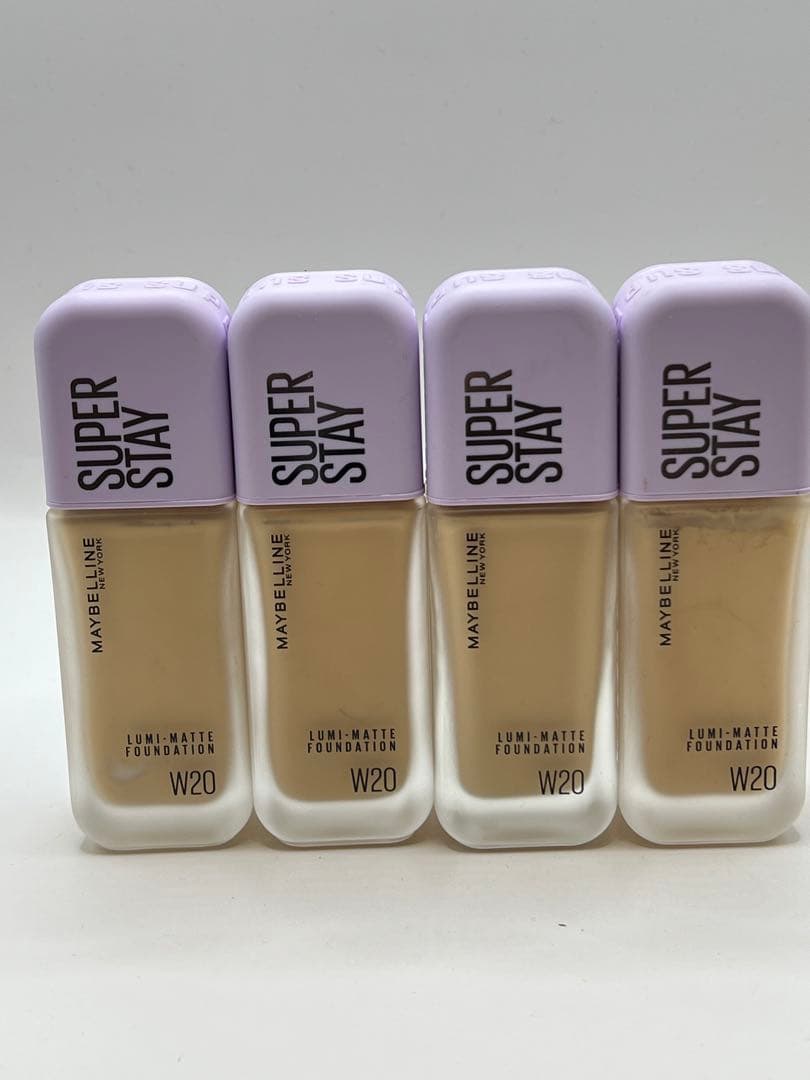 MAYBELLINE SUPER STAYルミマットリキッド W20・4個セット