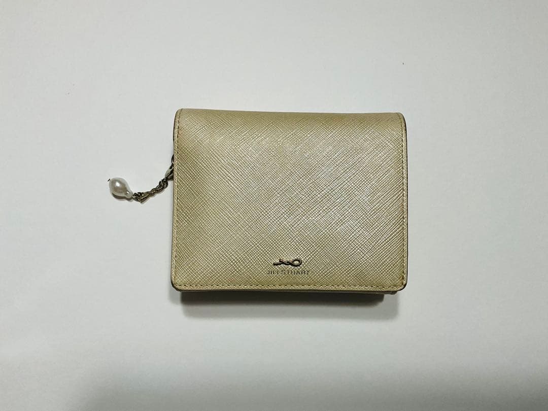財布・ケース・小物入れ a