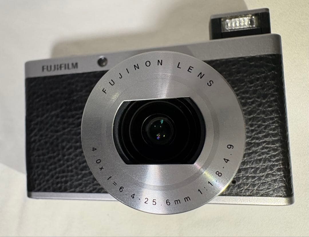 【訳あり・外観美品】 Fujifilm XF1 コンパクトデジタルカメラ 箱付き