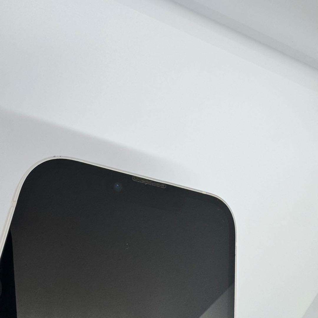 【美品】iPhone 13 128GB WHITE 大容量新品バッテリー100%