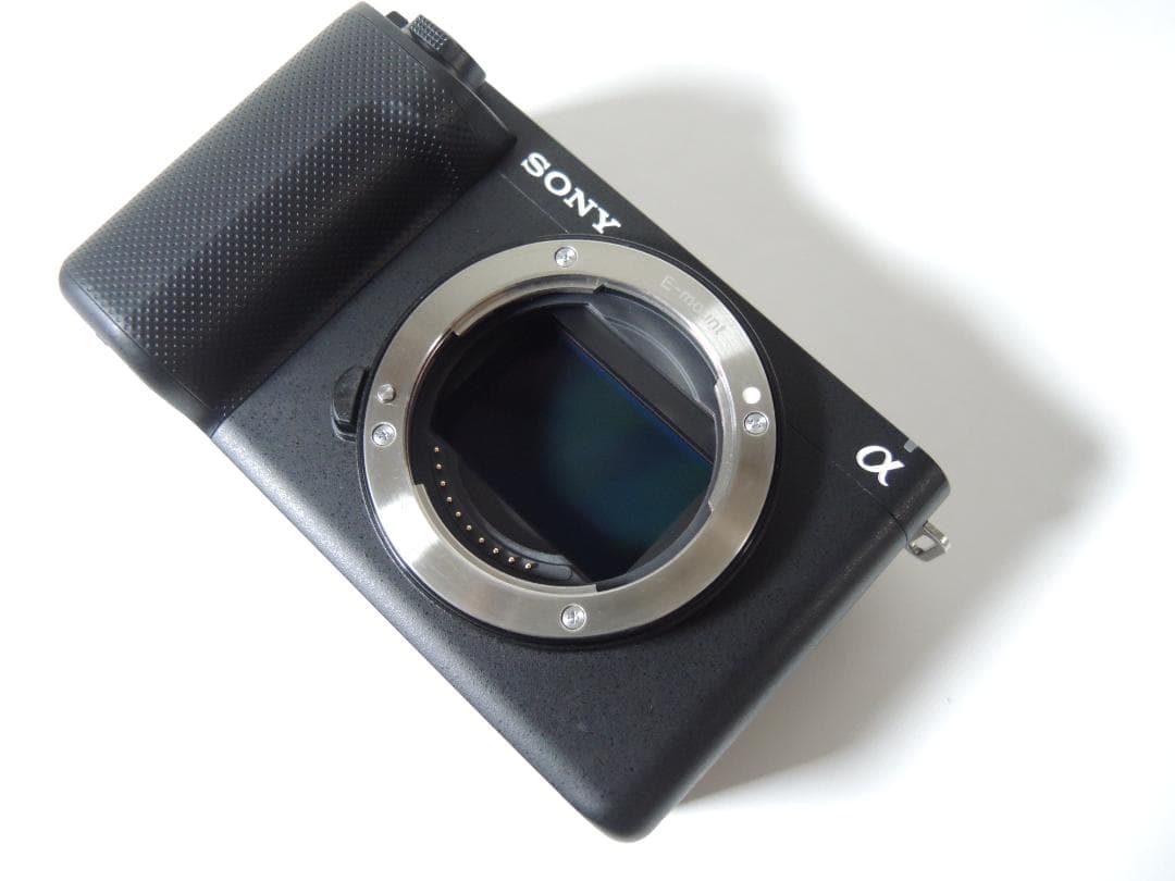 美品 SONY ZV-E1 レンズキット フルサイズ ミラーレスカメラ