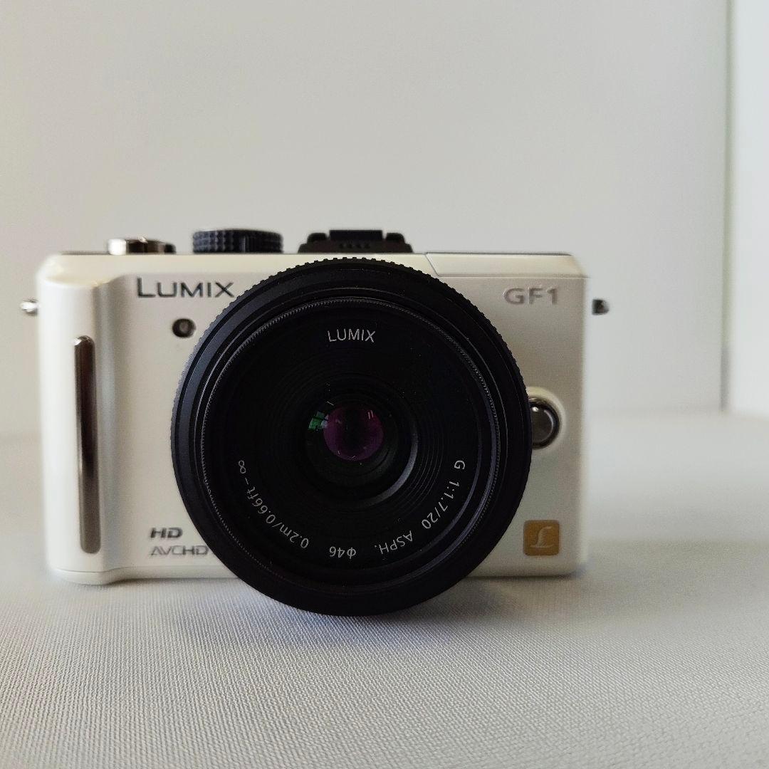 美品 パナソニック LUMIX DMC-GF1 ホワイト パンケーキレンズキット
