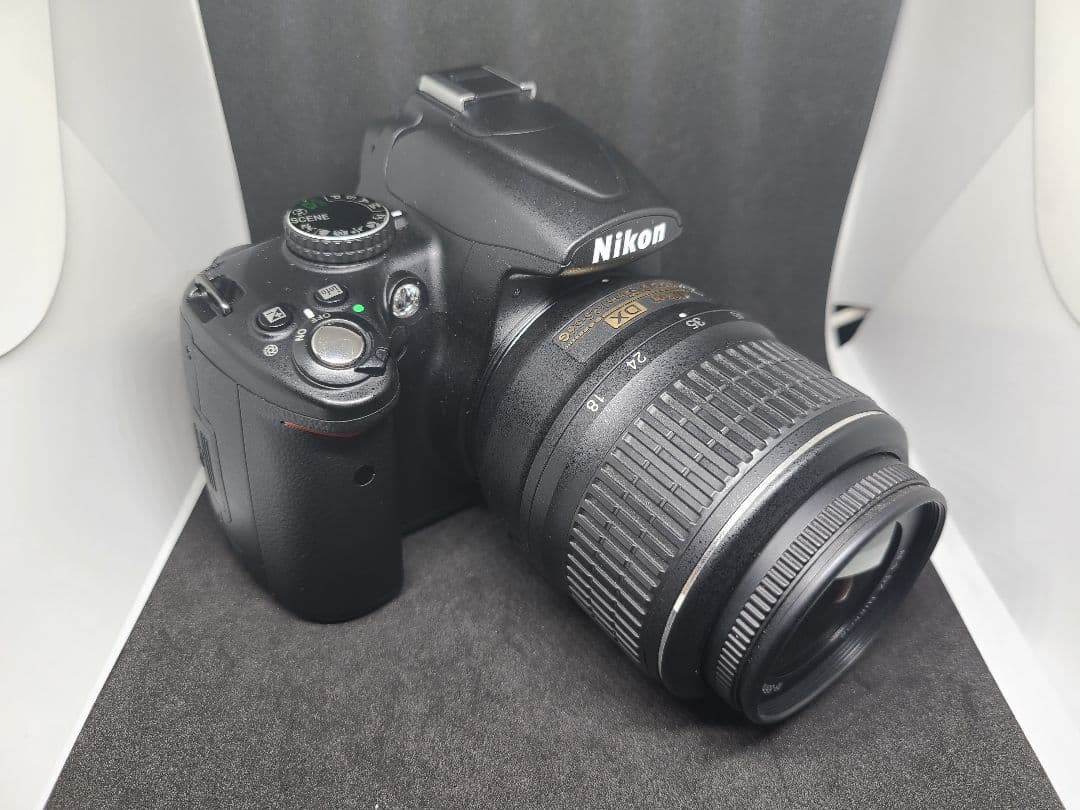 デジタルカメラ CASIO EXILIM EX-Z77