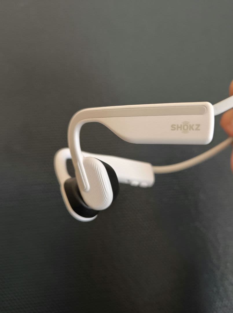 SHOKZ OPENMOVE ワイヤレス骨伝導ヘッドフォン 白