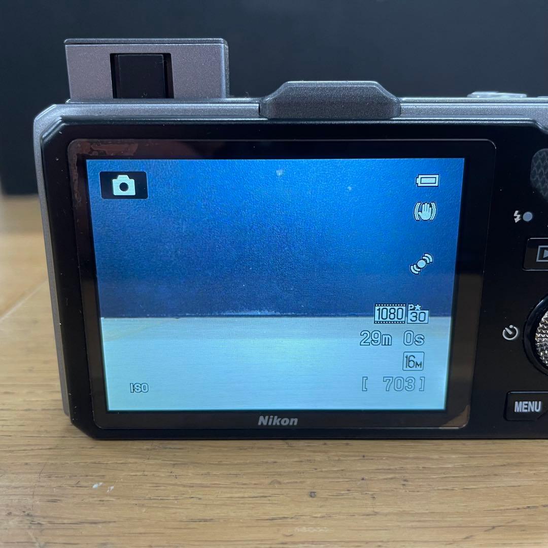 Nikon Coolpix S9300 コンパクトデジタルカメラ シルバー