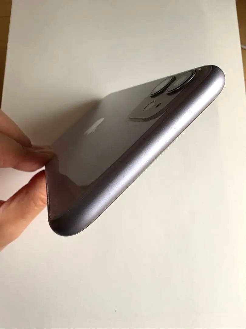 美品　Apple iPhone 11 ラベンダー 本体