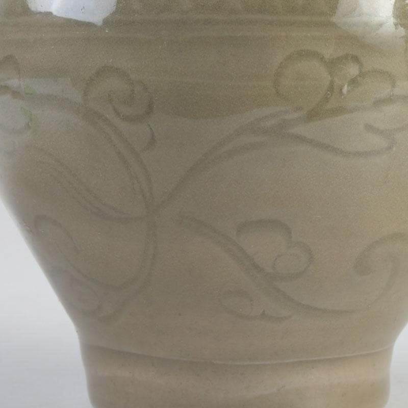 中国　龍泉窯　青磁　印刻花文　茶碗　V　9984
